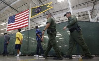 ¿Cuánto le costará a la economía de EU la deportación de ilegales?