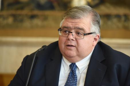 No me bajo del barco en medio de la tormenta: Carstens