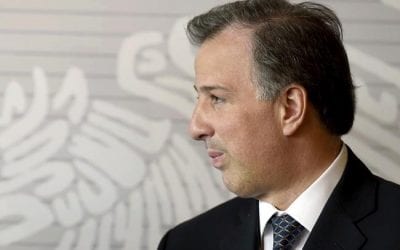 Dólar comenzará a bajar con Trump presidente: Meade