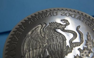 Peso volátil agita el mercado de adquisiciones en México