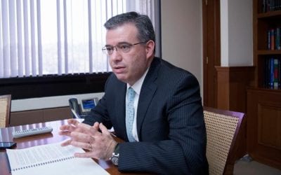 Díaz de León, posible sustituto de Carstens