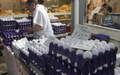 Inflación subirá hasta 5.39% en 2017: encuesta Banxico