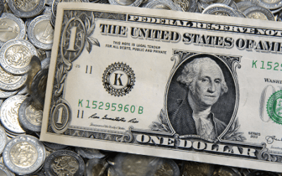 El dólar cae a 19.05 pesos en ventanilla bancaria