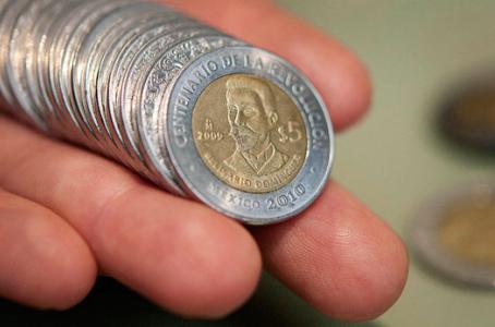 El peso se ‘va de fin de semana’ con ganancias