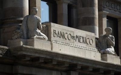 Inflación cerrará 2017 al doble del objetivo de Banxico: analistas