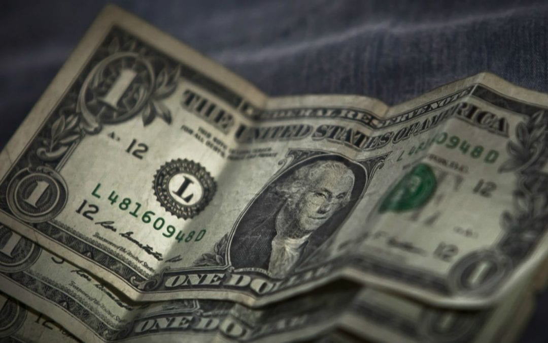 Reservas internacionales registran su primera caída del segundo semestre